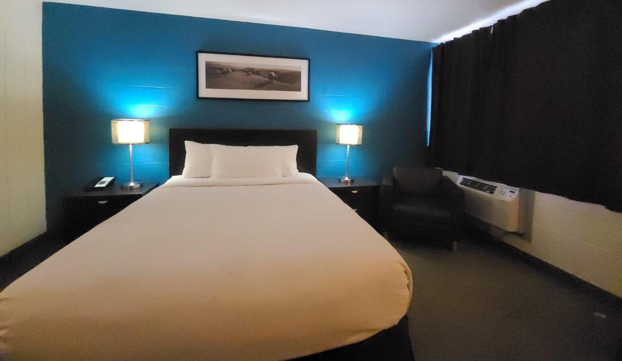 Roadking Inns Motel Calgary Zewnętrze zdjęcie