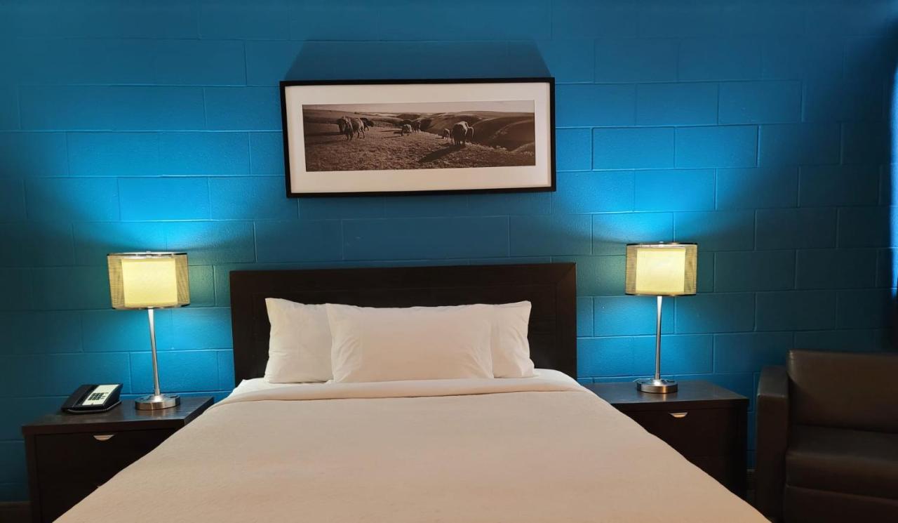 Roadking Inns Motel Calgary Zewnętrze zdjęcie