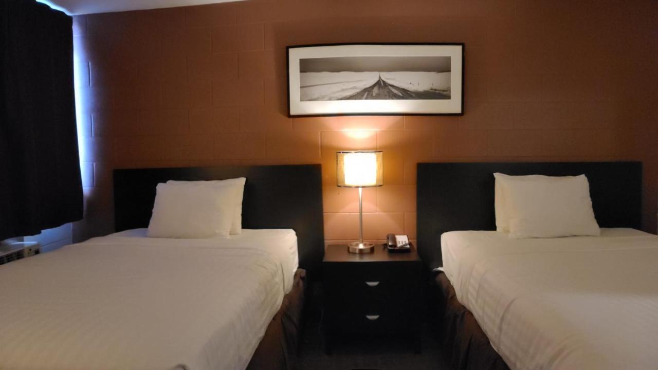 Roadking Inns Motel Calgary Zewnętrze zdjęcie