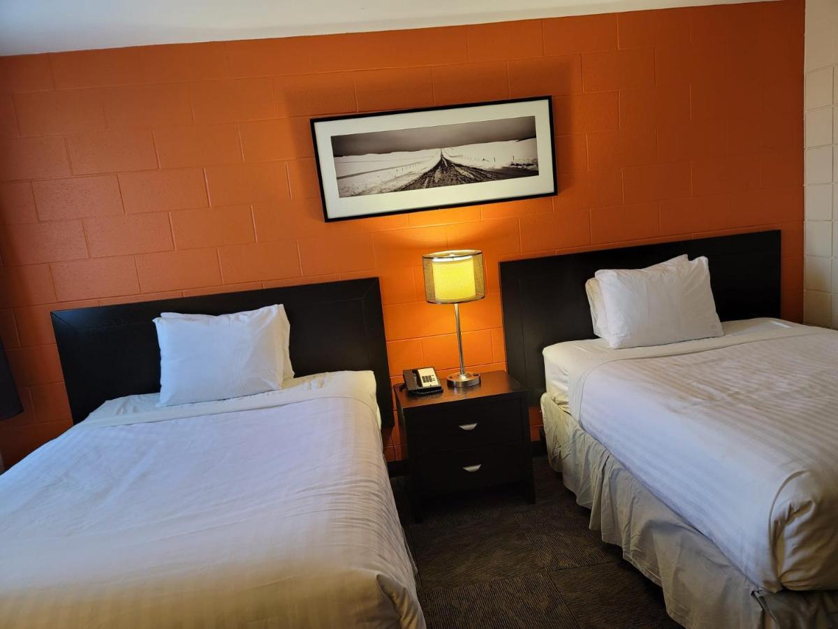 Roadking Inns Motel Calgary Zewnętrze zdjęcie